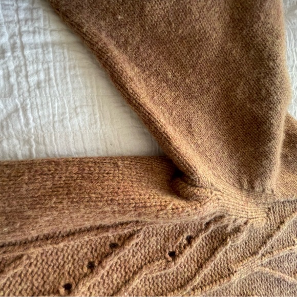 JCrew Women’s Lambswool Pullover Sweater - Picture 5 of 13